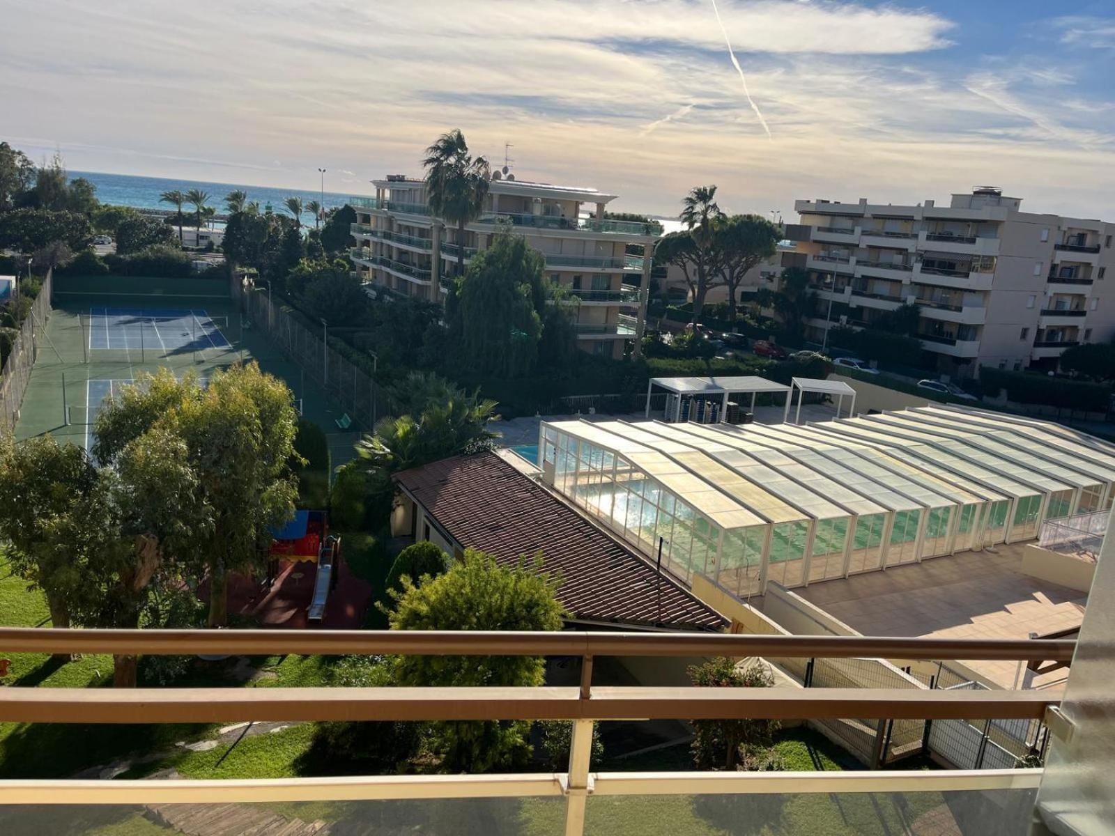 Apartment Heliotel Marine 4* Bord De Mer Saint-Laurent-du-Var Exteriör bild